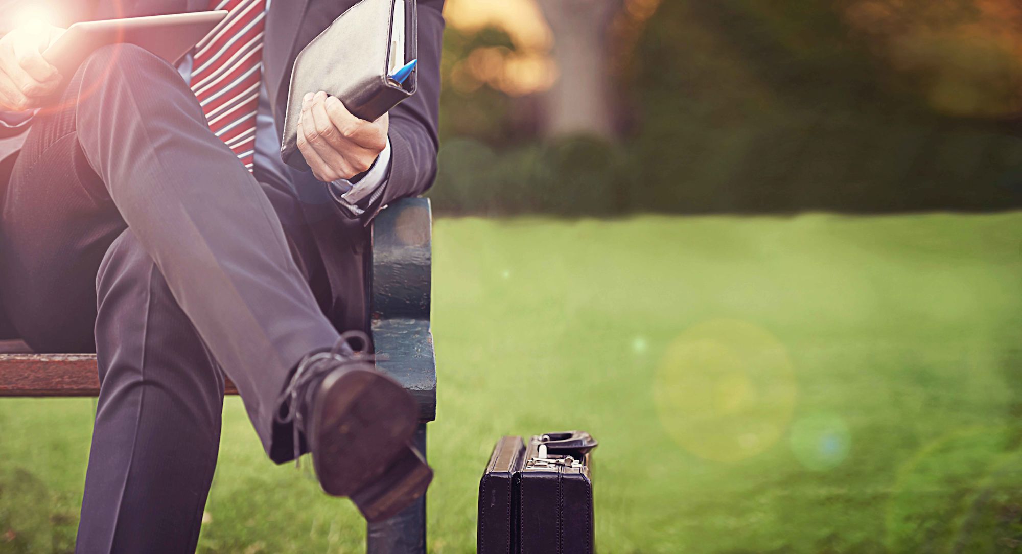 businessman park bench istock 000053927262 manonparkbench2